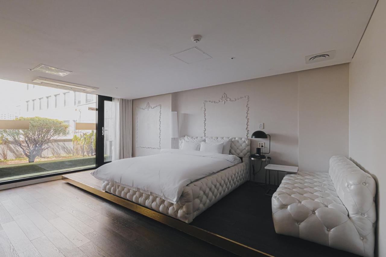 Acc Design Hotel Gwangju Metropolitan City Esterno foto