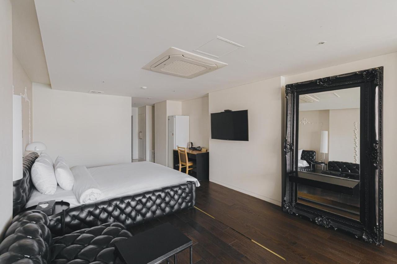 Acc Design Hotel Gwangju Metropolitan City Esterno foto