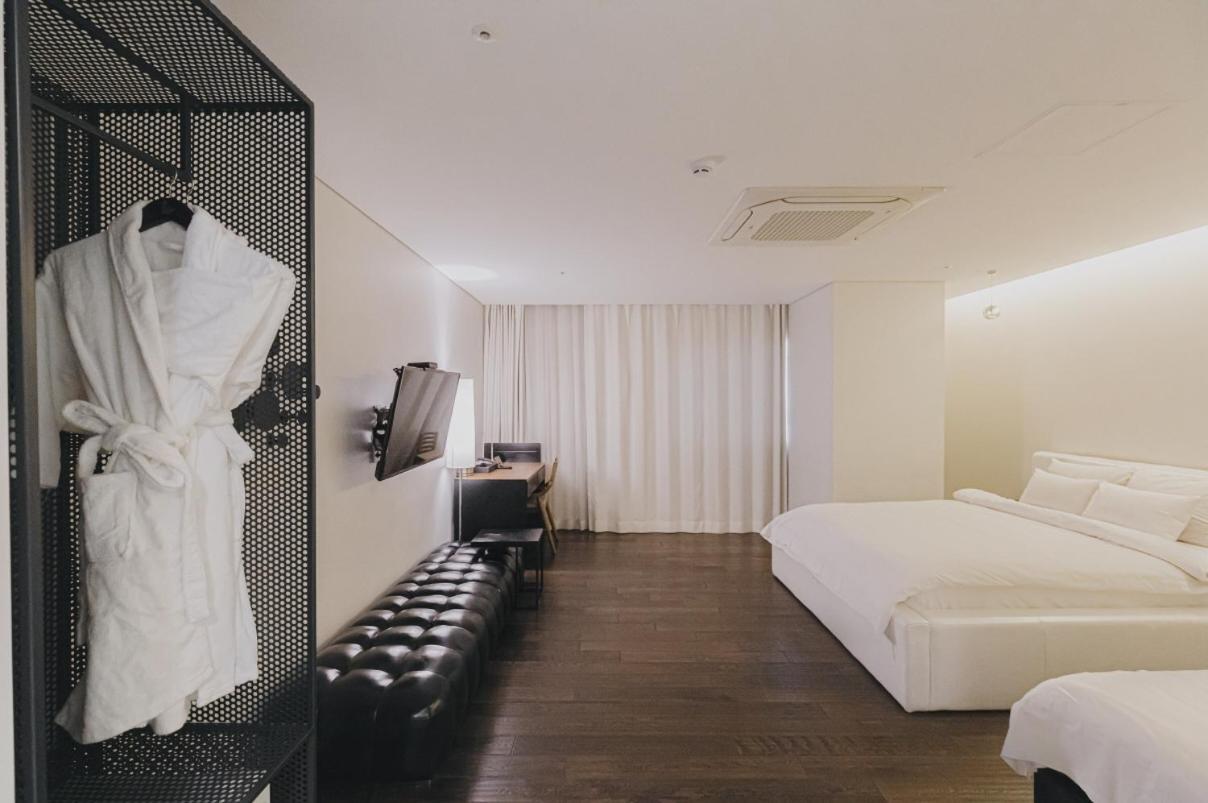 Acc Design Hotel Gwangju Metropolitan City Esterno foto