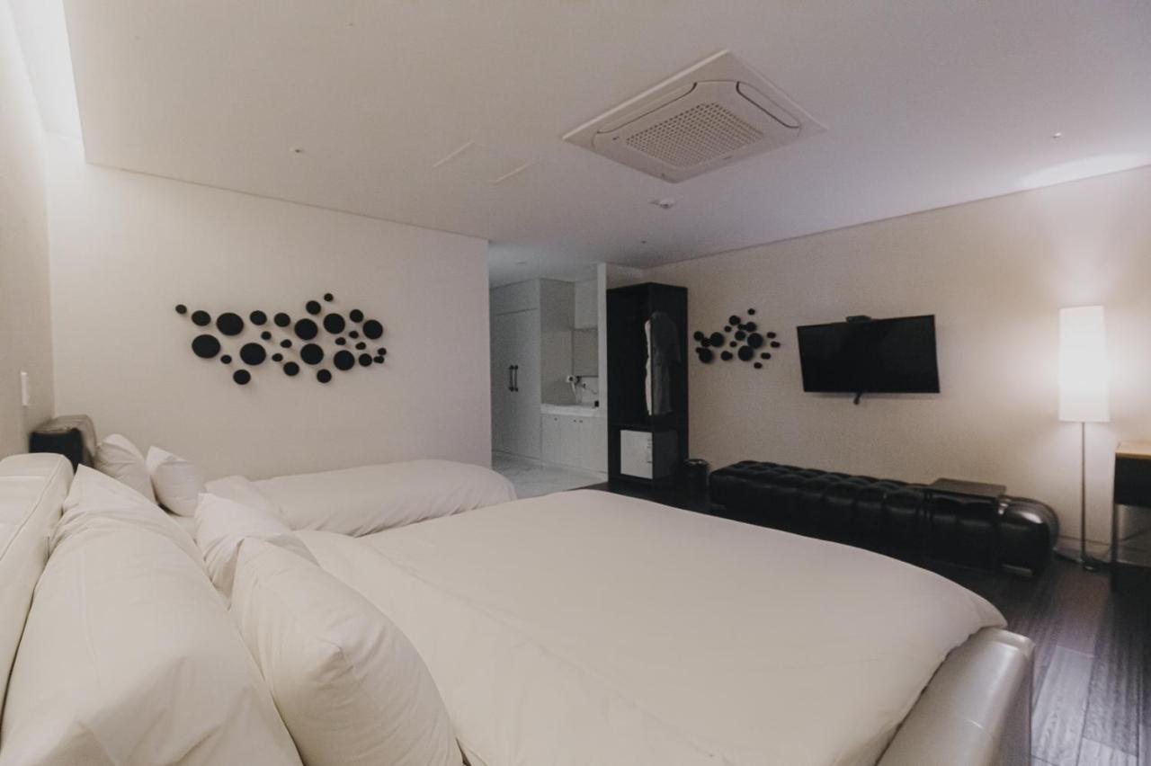 Acc Design Hotel Gwangju Metropolitan City Esterno foto