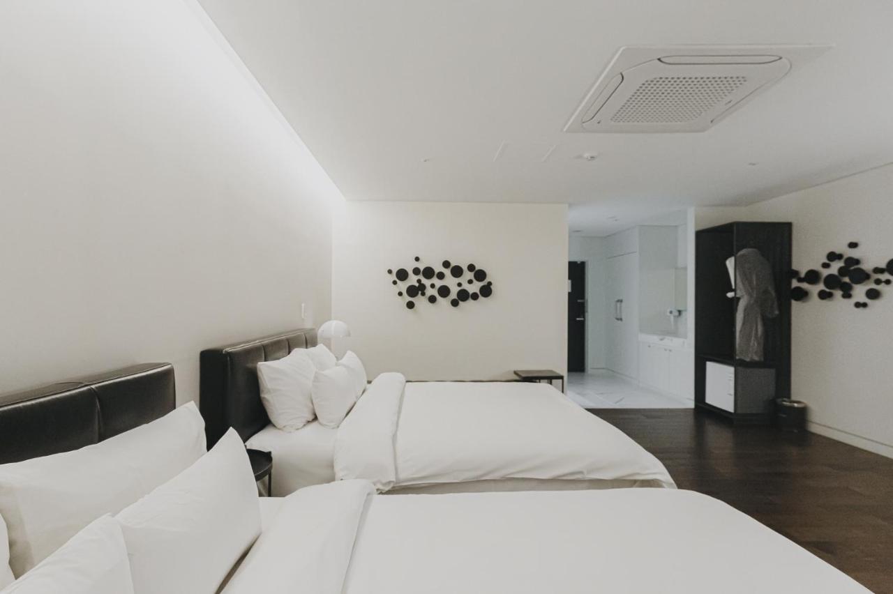 Acc Design Hotel Gwangju Metropolitan City Esterno foto
