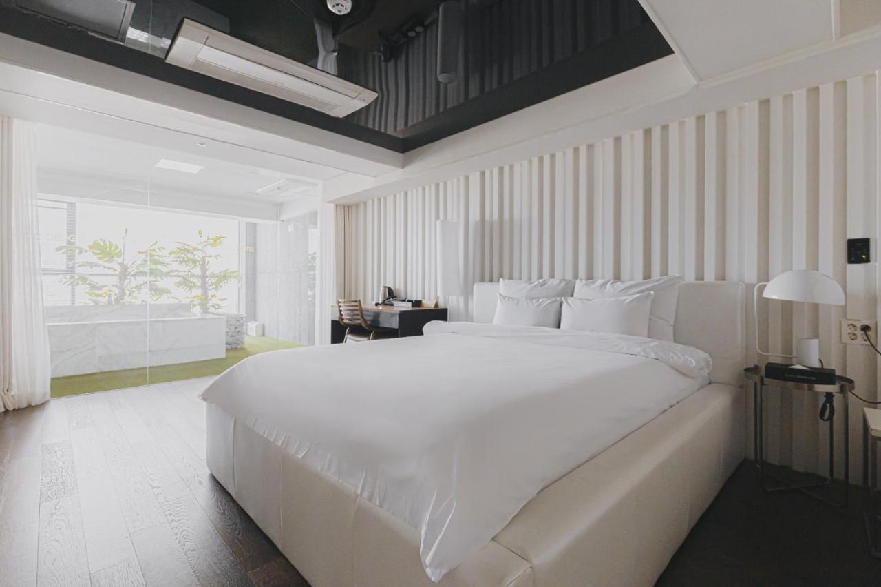 Acc Design Hotel Gwangju Metropolitan City Esterno foto