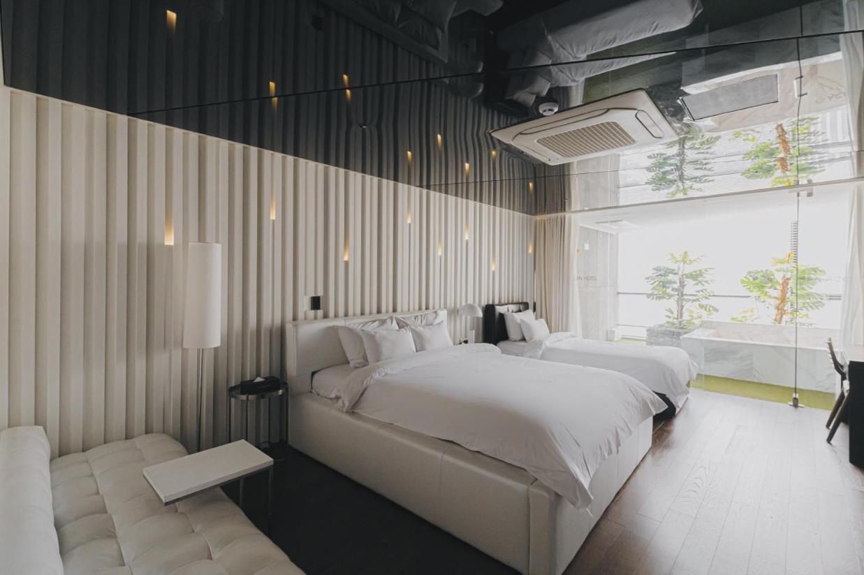 Acc Design Hotel Gwangju Metropolitan City Esterno foto